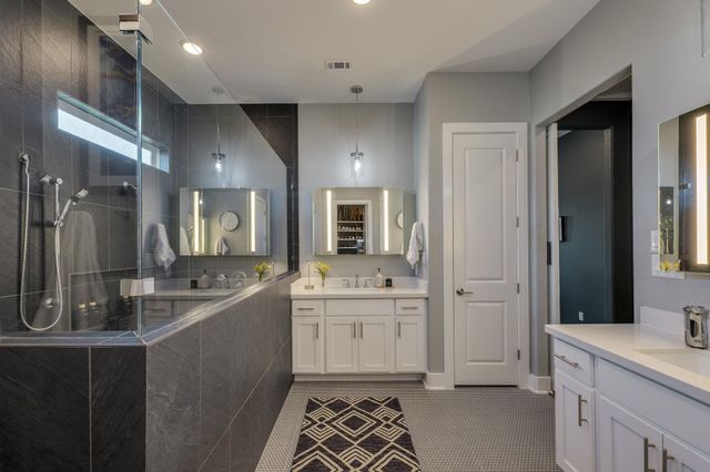 2729 War Wagon WAY, Leander, TX 78641
