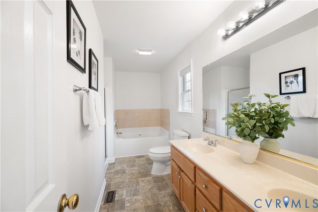 9281 Forestdale DR, Amelia Courthouse, VA 23002
