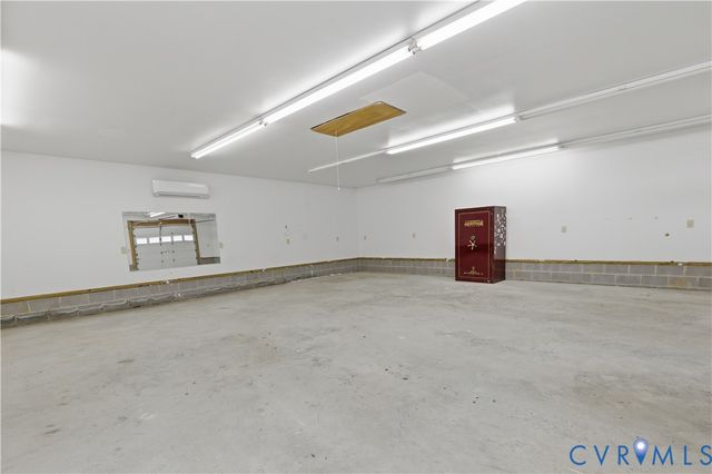 9281 Forestdale DR, Amelia Courthouse, VA 23002