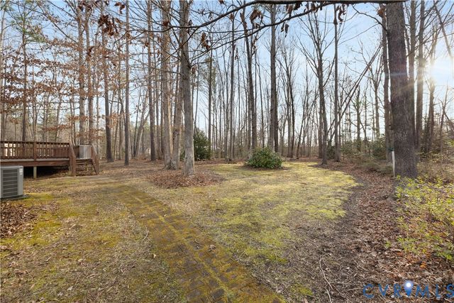 9281 Forestdale DR, Amelia Courthouse, VA 23002