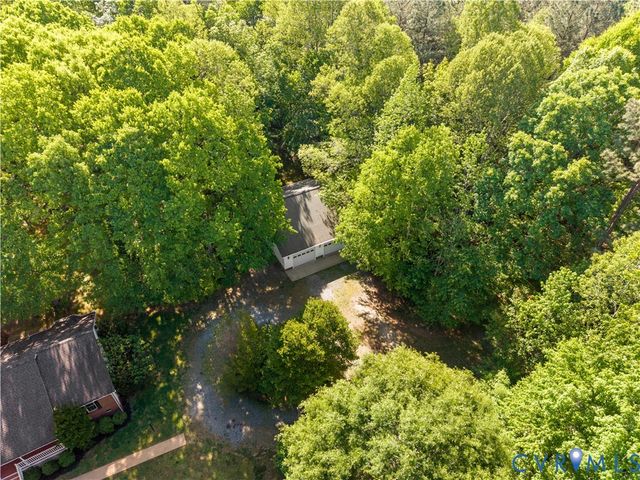 9281 Forestdale DR, Amelia Courthouse, VA 23002
