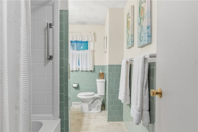 102 Windward Walk, North Kingstown, RI 02852