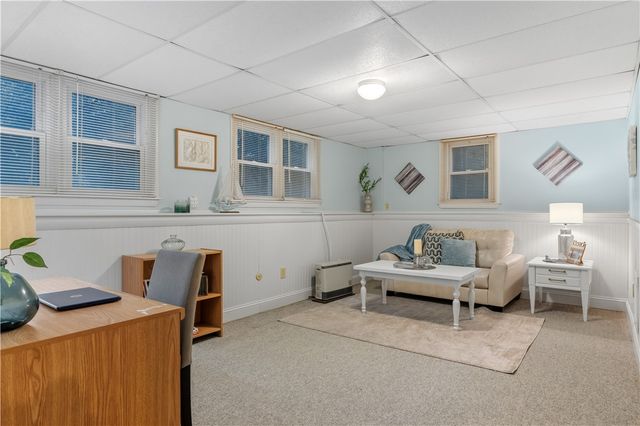 102 Windward Walk, North Kingstown, RI 02852
