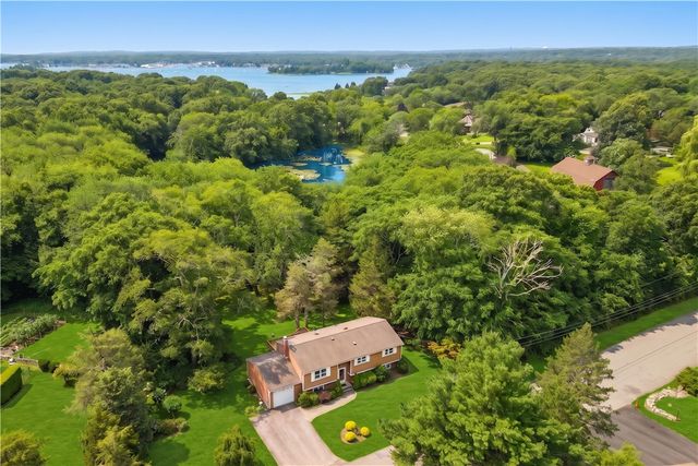 102 Windward Walk, North Kingstown, RI 02852
