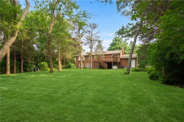 102 Windward Walk, North Kingstown, RI 02852