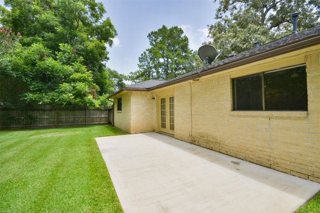 2755 Foliage Green Drive, Houston, TX 77339