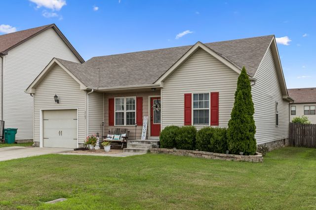 3763 Gray Fox Dr, Clarksville, TN 37040