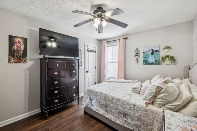 3763 Gray Fox Dr, Clarksville, TN 37040