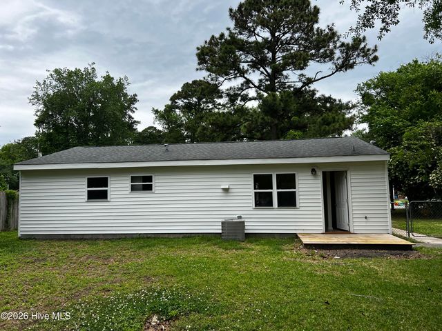 109 Ramsey Drive, Jacksonville, NC 28540