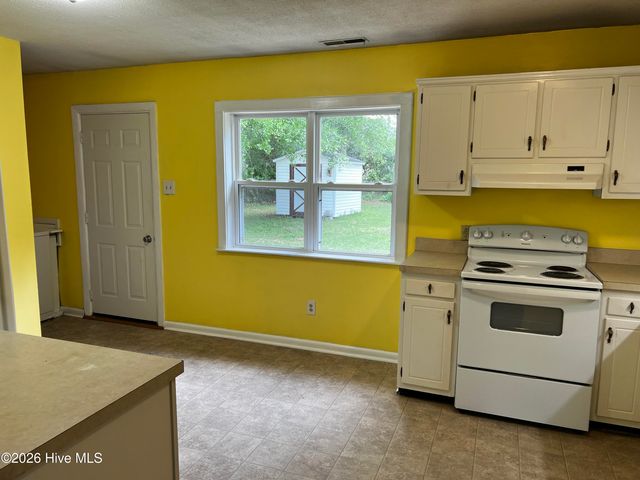 109 Ramsey Drive, Jacksonville, NC 28540