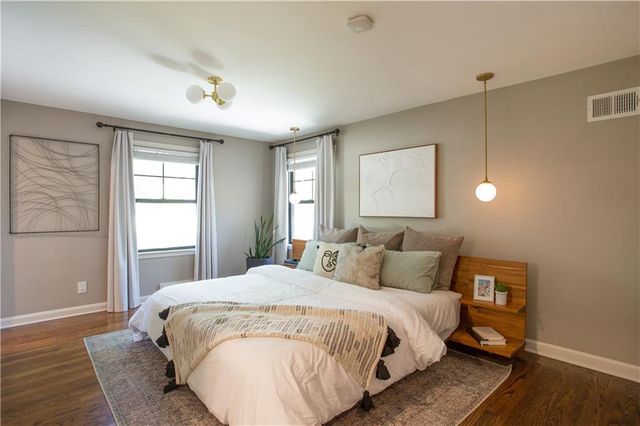 4801 W 66TH Street, Prairie Village, KS 66208