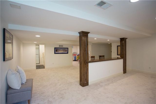 4801 W 66TH Street, Prairie Village, KS 66208