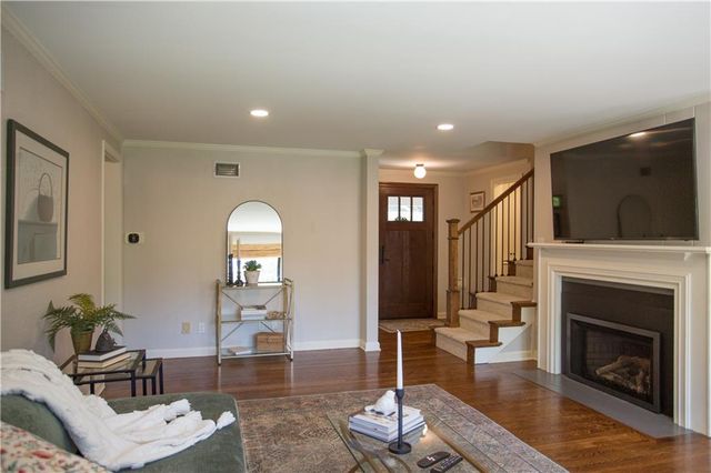 4801 W 66TH Street, Prairie Village, KS 66208