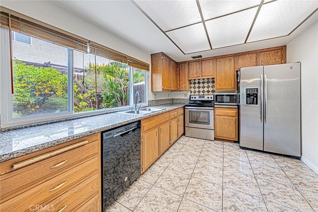 8237 Henshaw, Buena Park, CA 90621