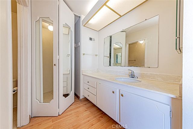 8237 Henshaw, Buena Park, CA 90621