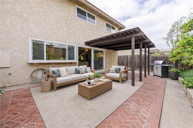 8237 Henshaw, Buena Park, CA 90621