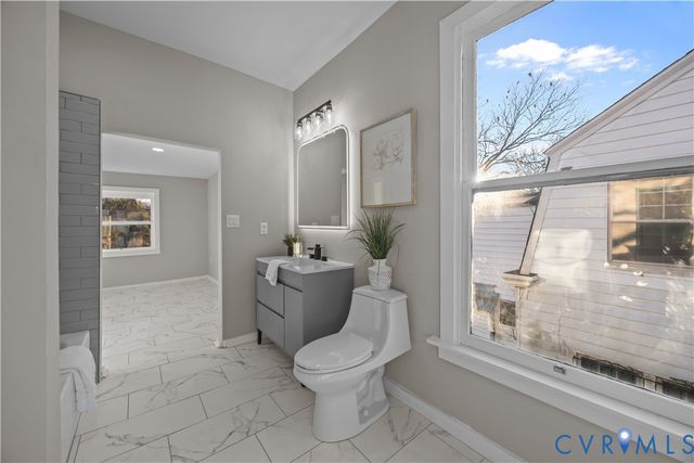 316 Saint Andrew St, Petersburg, VA 23803