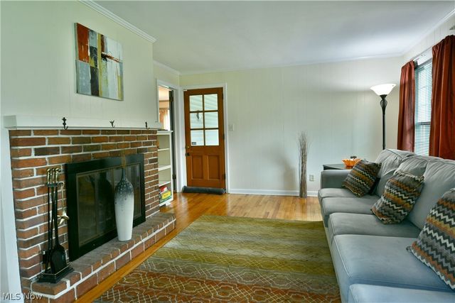 825 Ravine Drive, Youngstown, OH 44505