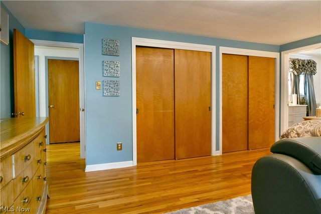 825 Ravine Drive, Youngstown, OH 44505