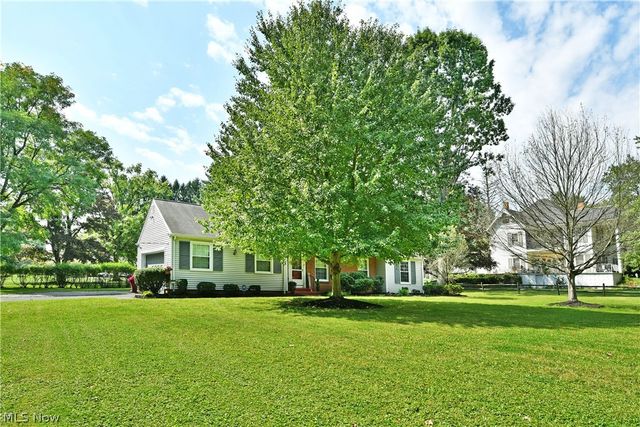 825 Ravine Drive, Youngstown, OH 44505