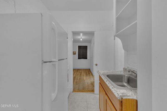 3222 E MISSOURI Avenue, El Paso, TX 79903