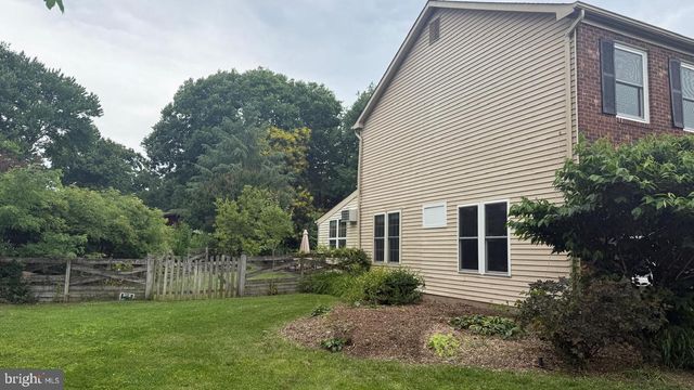 12519 ARNSLEY CT, Herndon, VA 20171