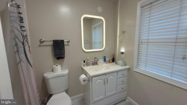 12519 ARNSLEY CT, Herndon, VA 20171
