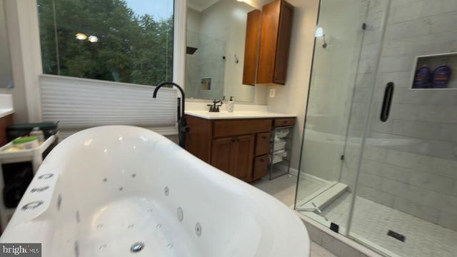 12519 ARNSLEY CT, Herndon, VA 20171