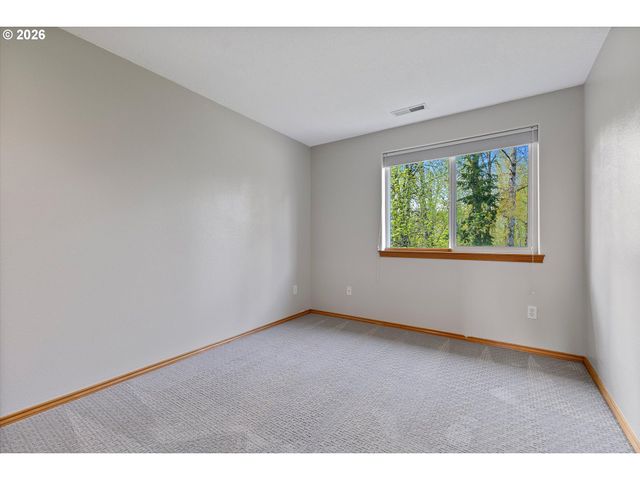 5713 Se SHADOWBROOK Pl, Hillsboro, OR 97123