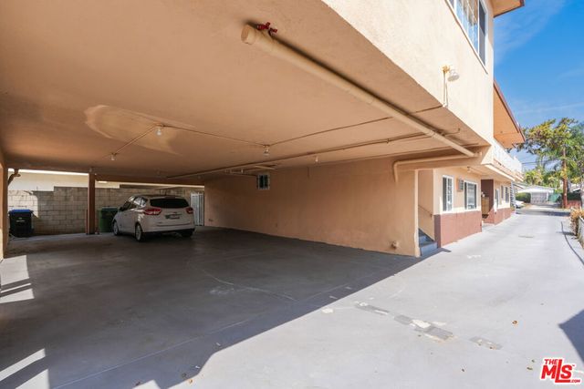 4320 Russell Avenue, Los Angeles, CA 90027