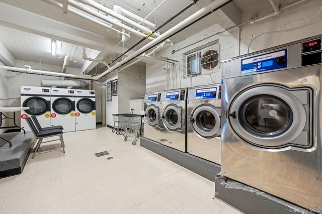 26-15 Parsons Boulevard 1G, Flushing, NY 11354