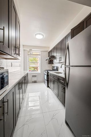 26-15 Parsons Boulevard 1G, Flushing, NY 11354