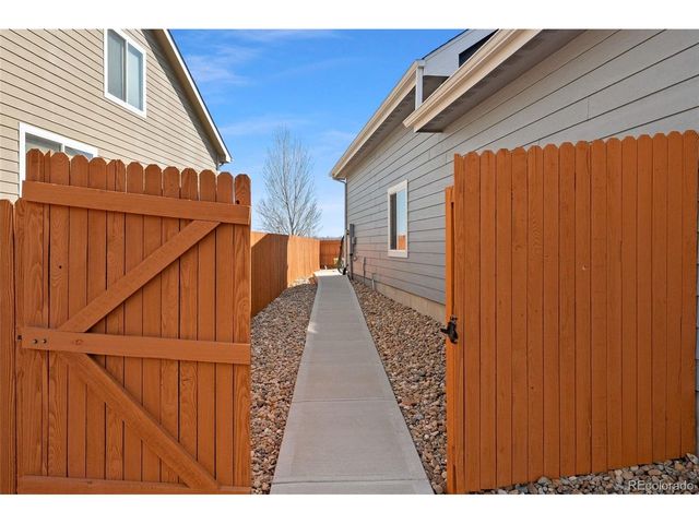 510 Marquiss Ct, Dacono, CO 80514