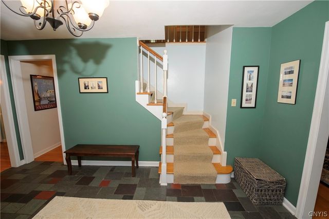 512 Maple Drive, Dewitt, NY 13066