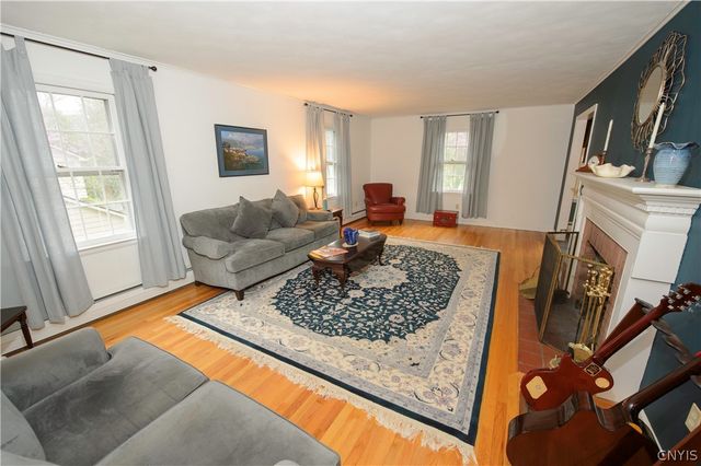 512 Maple Drive, Dewitt, NY 13066