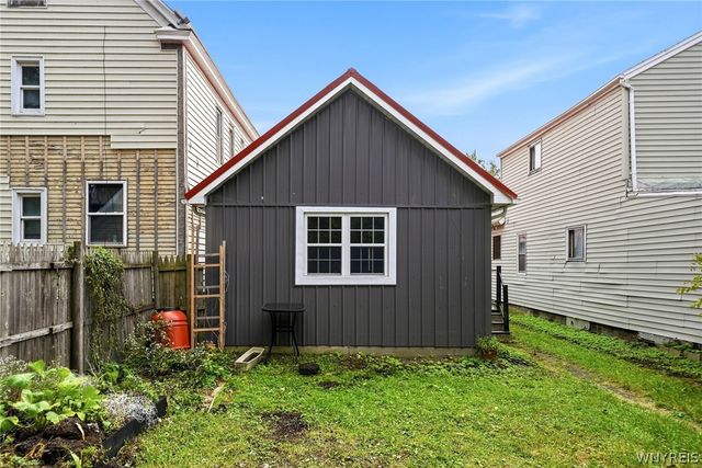 12 Perkins Place, Buffalo, NY 14213