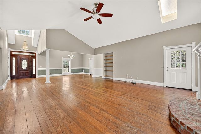 13683 Wet Prairie Road, Gravette, AR 72736