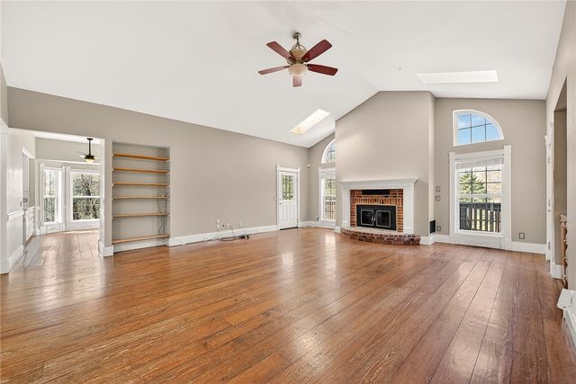 13683 Wet Prairie Road, Gravette, AR 72736