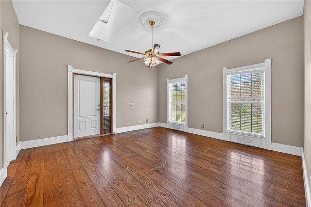13683 Wet Prairie Road, Gravette, AR 72736