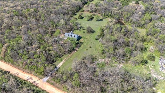 13683 Wet Prairie Road, Gravette, AR 72736