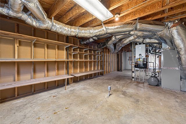13683 Wet Prairie Road, Gravette, AR 72736
