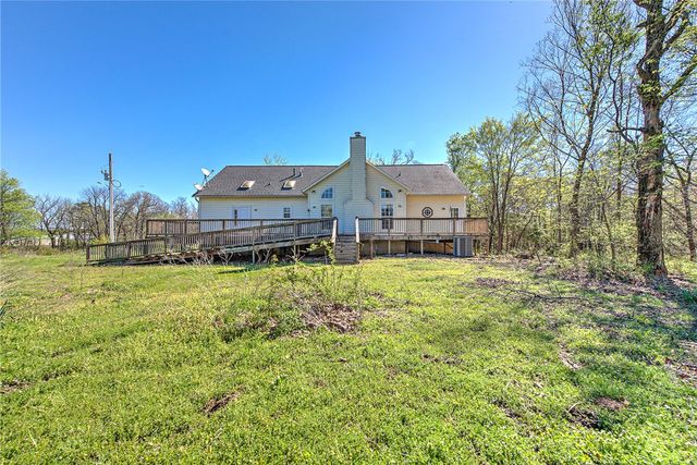 13683 Wet Prairie Road, Gravette, AR 72736
