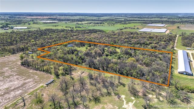 13683 Wet Prairie Road, Gravette, AR 72736
