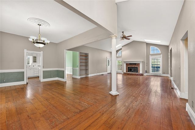 13683 Wet Prairie Road, Gravette, AR 72736
