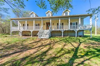 13683 Wet Prairie Road, Gravette, AR 72736