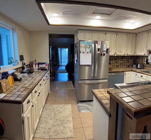 44 Cedar Hills Drive, Pocatello, ID 83204