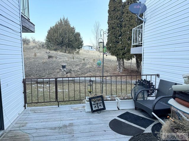 44 Cedar Hills Drive, Pocatello, ID 83204