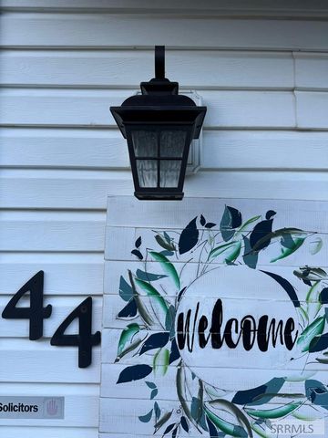 44 Cedar Hills Drive, Pocatello, ID 83204