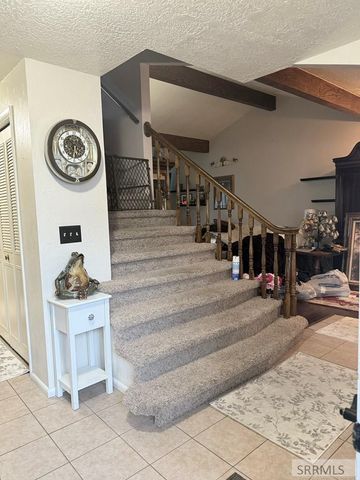 44 Cedar Hills Drive, Pocatello, ID 83204