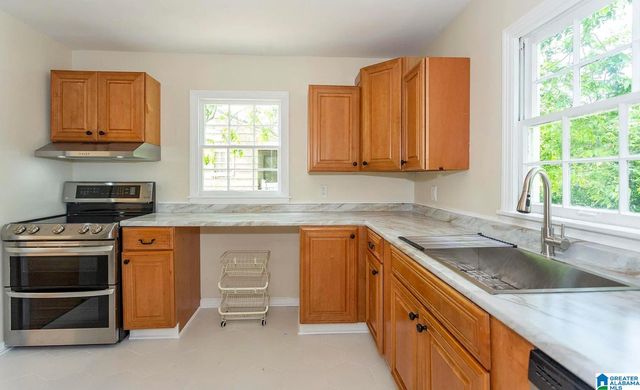 921 FIVE MILE ROAD, Birmingham, AL 35215